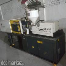Used Injection Molding Machine with Robot – 38 Ton