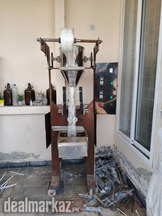 Ice lolly packing machine