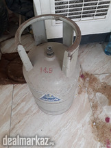 LPG CYLINDER used and in good condition