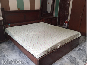 Bed room set for sell