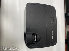 InFocus IN112a Projector 3000 Lumens HDMI,VGA, Excellent Condition