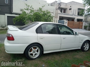 Honda Civic 98 Model for Urgent Sale in Lahore