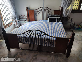 Bedroom set for Sale