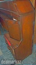 Wooden bed set good. Condition full bed set