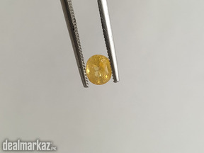 Natural Yellow Sapphire stone 0.85 ct