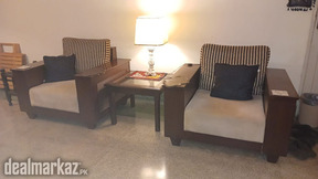 Five seater sofa with excellent condition