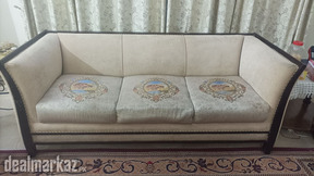 7 Seat sofa set (3+2+2x1) full cushion with wooden lining