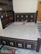 used bed in less price
